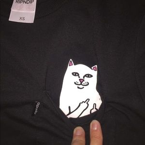 Black shirt with cat in pocket